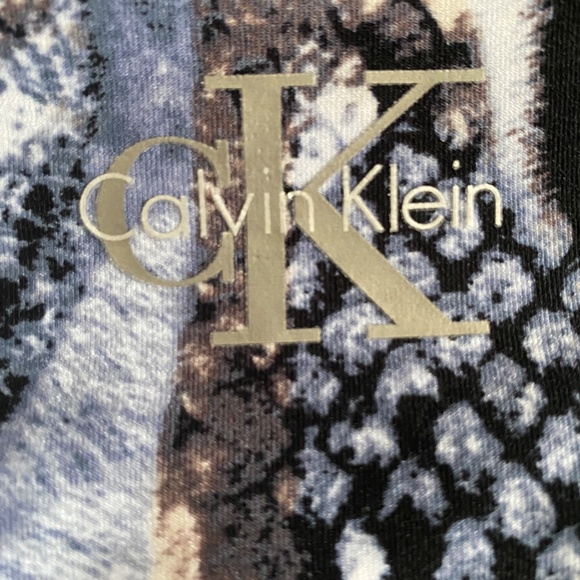 Calvin Klein women’s bike short high-rise print animal  mix - Picture 2 of 6